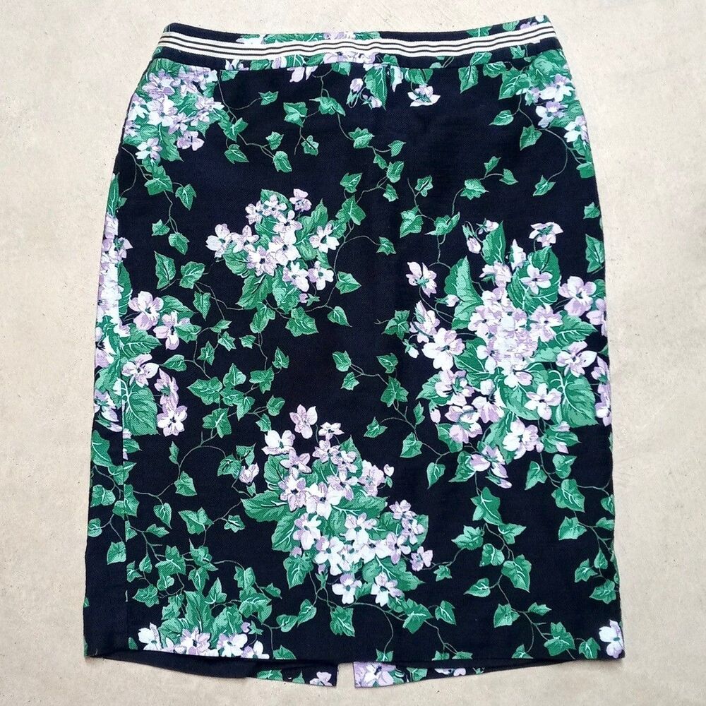 TALBOTS Skirt The Oprah Magazine Collection Size 8 Navy Green & Lavender Floral